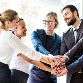 [:es]El poder del individuo: «Si veinte personas concretas dejaran Microsoft, la empresa quebraría» (Bill Gates)[:en]The power of individuals: «If twenty concrete people left Microsoft, the company would break» (Bill Gates)[:]